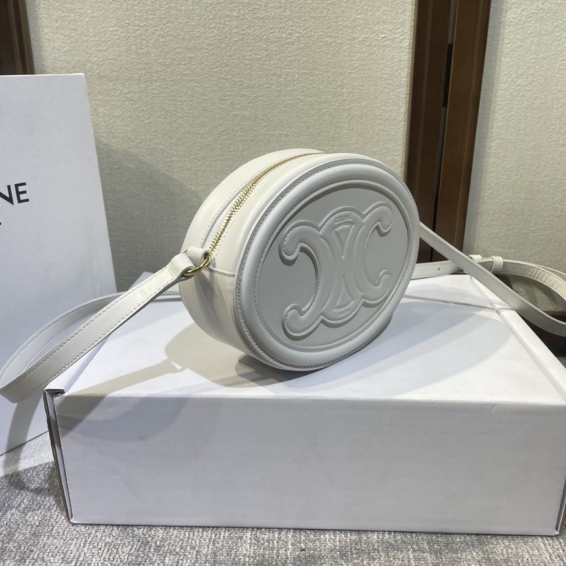 Ce1i*e triomphe bags